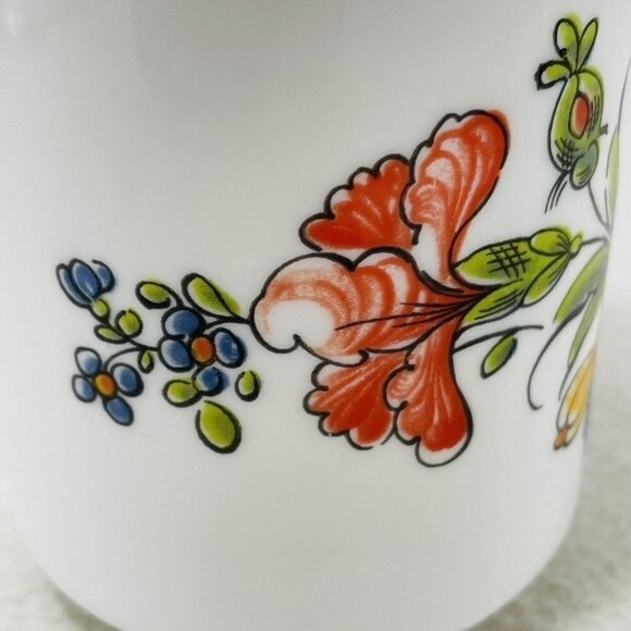 Arcopal France Mug Milk Glass White Red Flower Spring Summer Bloom Drinkware 26 - Picture 7 of 10